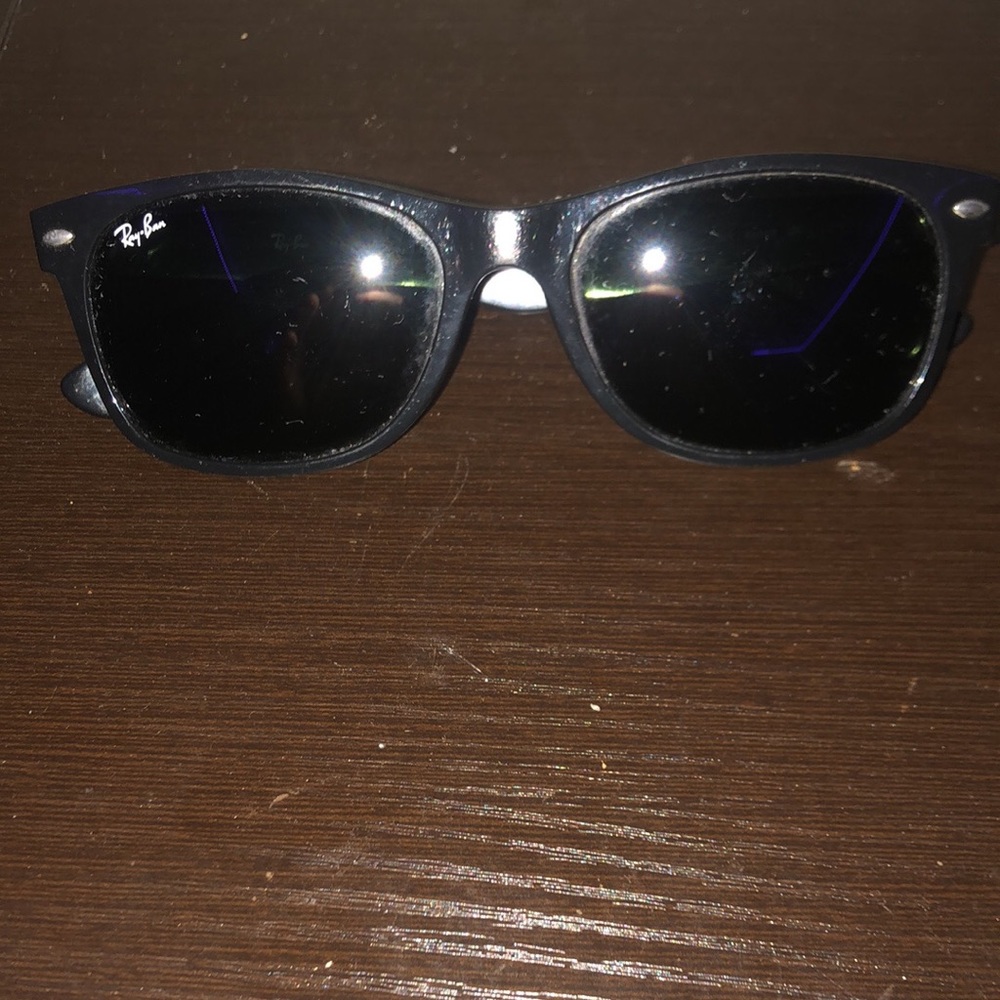 Ray-Ban